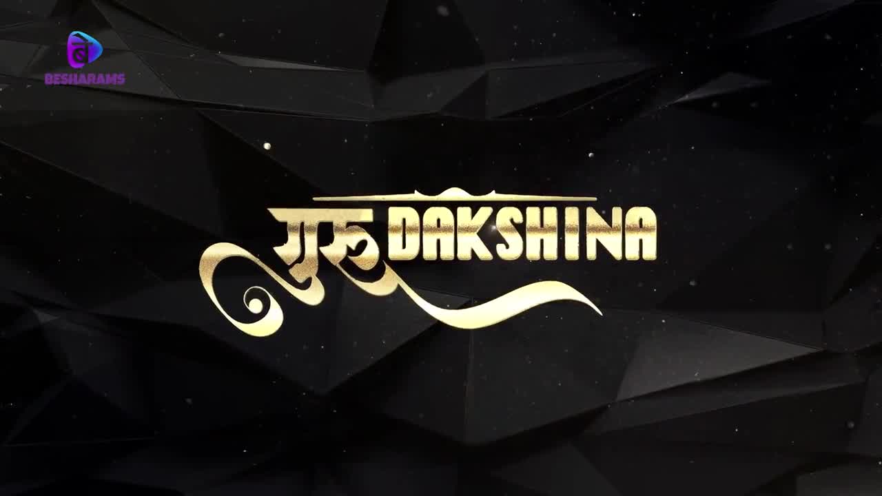 Guru Dakshina S01 EP 5-9 Besharams Hindi Hot Web Series 9 7 2023 - Watch Latest Porn Video at ePornHome.com for Free.