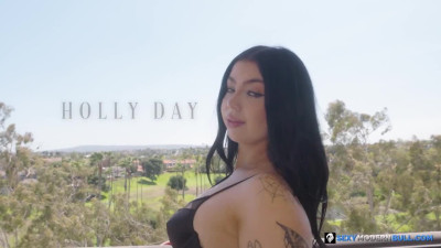 Holly Day - A Hell Of A Day With Holly 07 04 2023