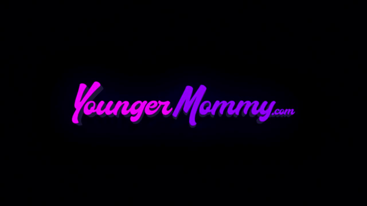 YoungerMommy Skylar Snow - Kiss Mommy On The Lips - Watch Latest Porn Video at ePornHome.com for Free.