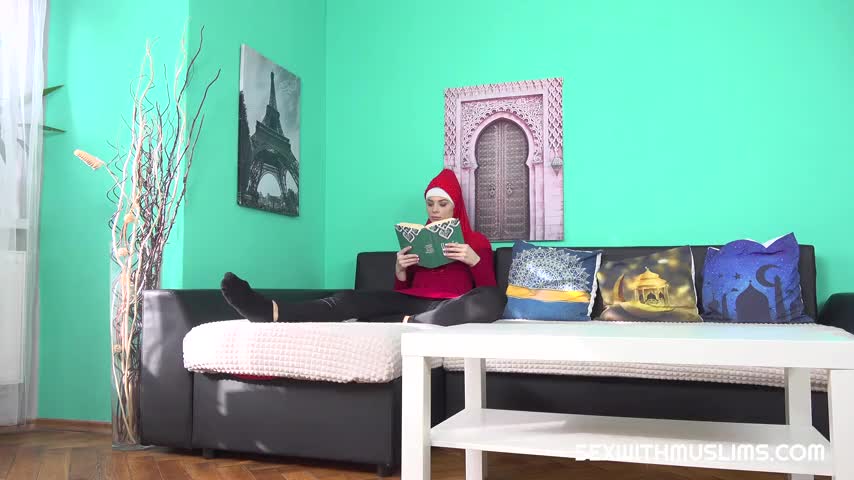 SexWithMuslims E136 Jenny Doll - Great Blowjob On New Rug - Watch Latest Porn Video at ePornHome.com for Free.