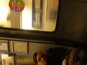 Girl Flashing In Subway PARIS Humm