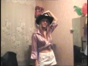 Anya. Cute Ukrainian Girl From Kharkov (p.4 - Sheriff Dance)