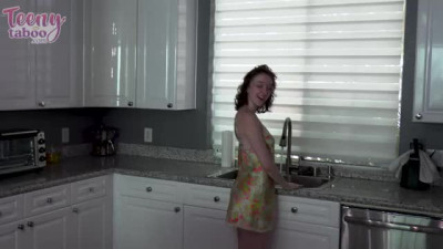 Sunny Daze - Counter Top Babysitter 22 01 2024