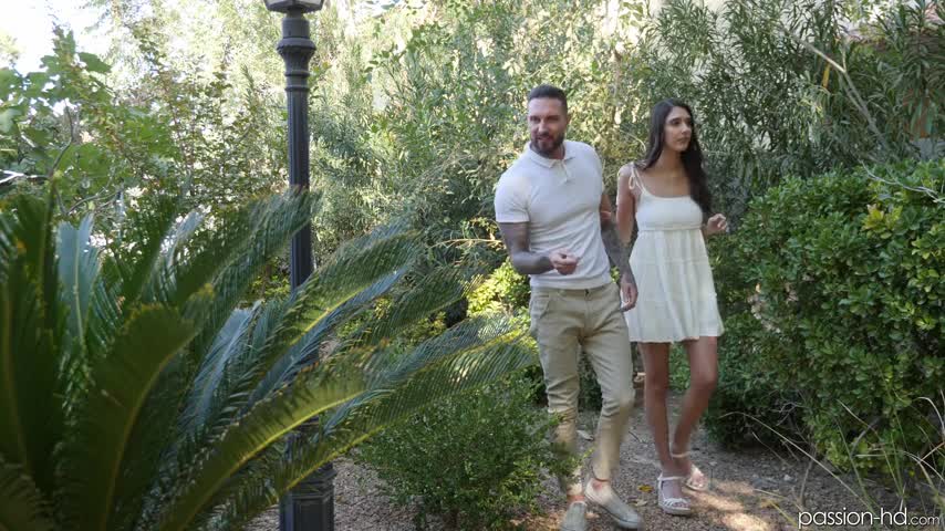 Aria Sloane - Garden Of Eden 2024 02 07 - Watch Latest Porn Video at ePornHome.com for Free.