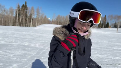 Eva Elfie - Ski Resort Adventure 2024